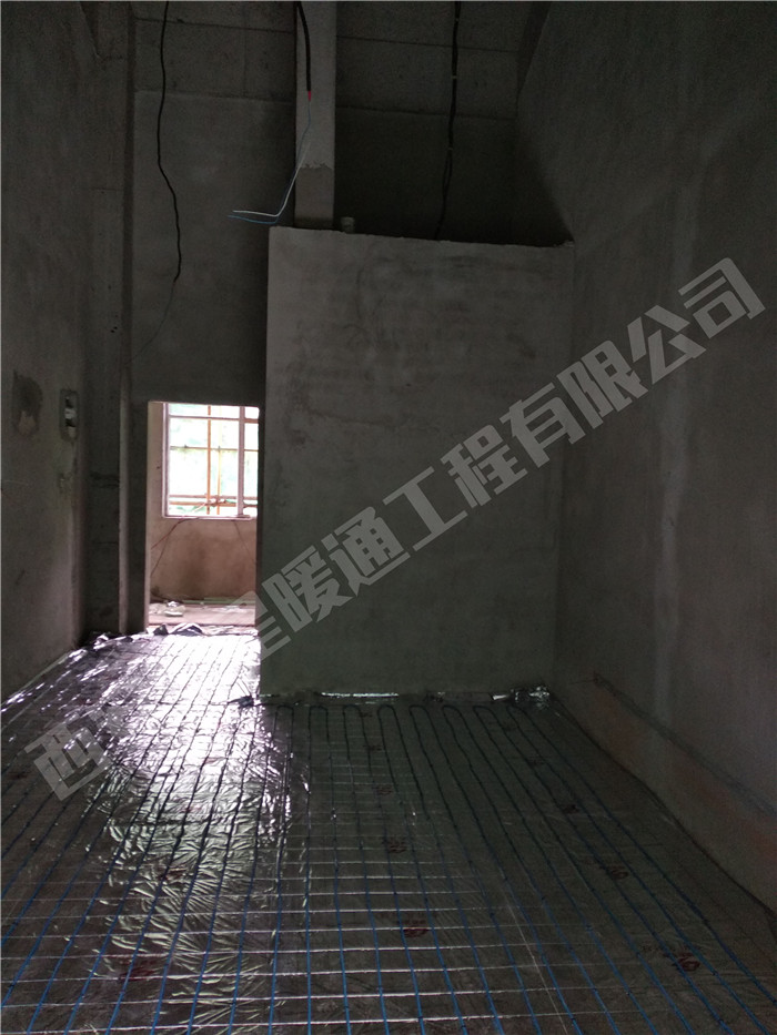 发热电缆电地暖安装